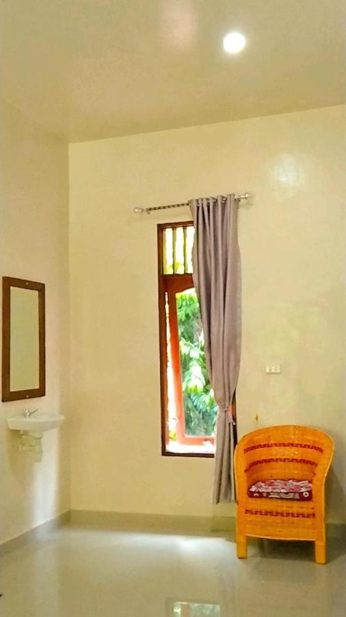 Raja Guest House - Jungle Trekking & Tours Bukit Lawang Sumatra Buitenkant foto