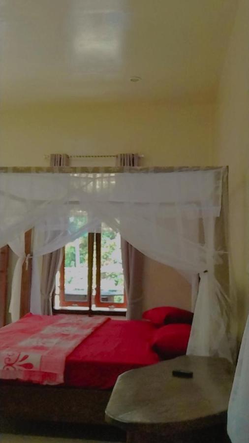 Raja Guest House - Jungle Trekking & Tours Bukit Lawang Sumatra Buitenkant foto